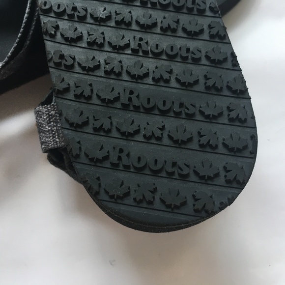 Roots Sandals 2 Strap Fabric & Leather Size 10 Grey Hook & Loop non Slip Sole - Picture 12 of 12